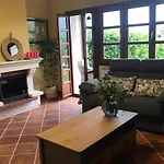 Casa de Férias Casas El Castanedu *