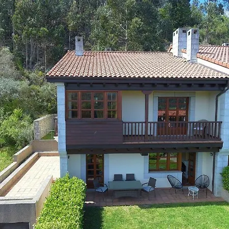 Casas El Castanedu