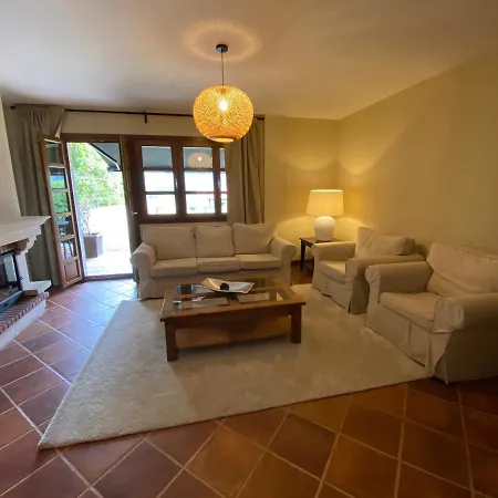 בית נופש Casas El Castanedu ניימברו