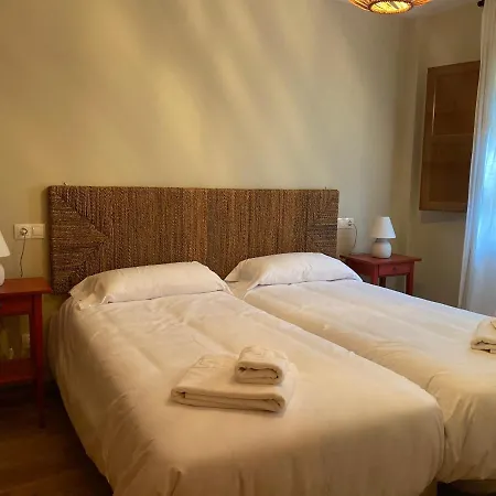 بيت للعطل Casas El Castanedu *